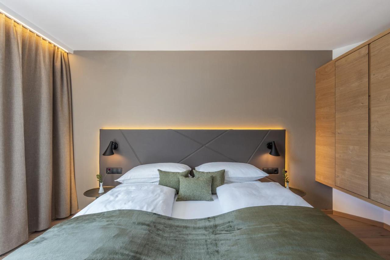 Maraias - Luxury Suites & Apartments Burgusio Ngoại thất bức ảnh