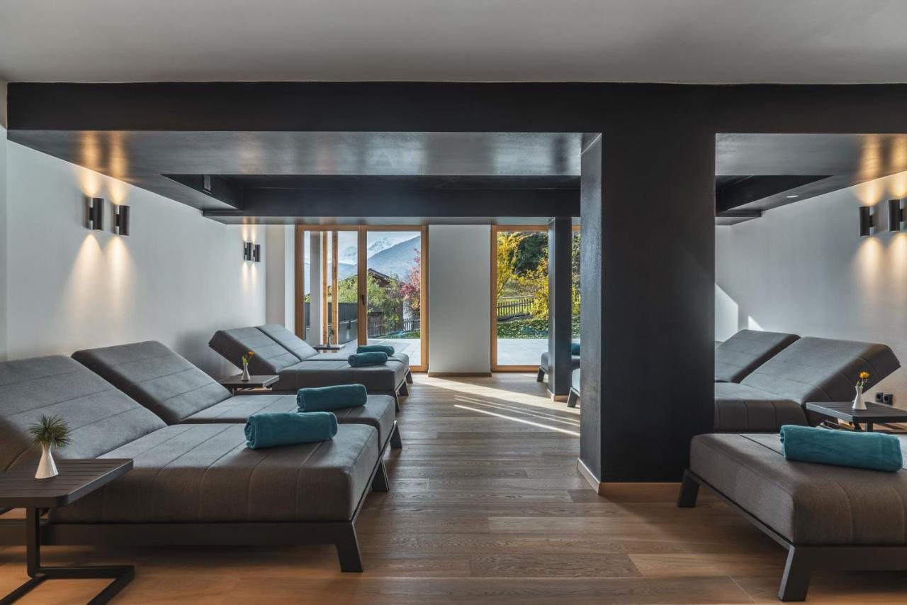 Maraias - Luxury Suites & Apartments Burgusio Ngoại thất bức ảnh