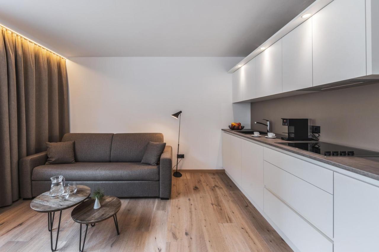 Maraias - Luxury Suites & Apartments Burgusio Ngoại thất bức ảnh