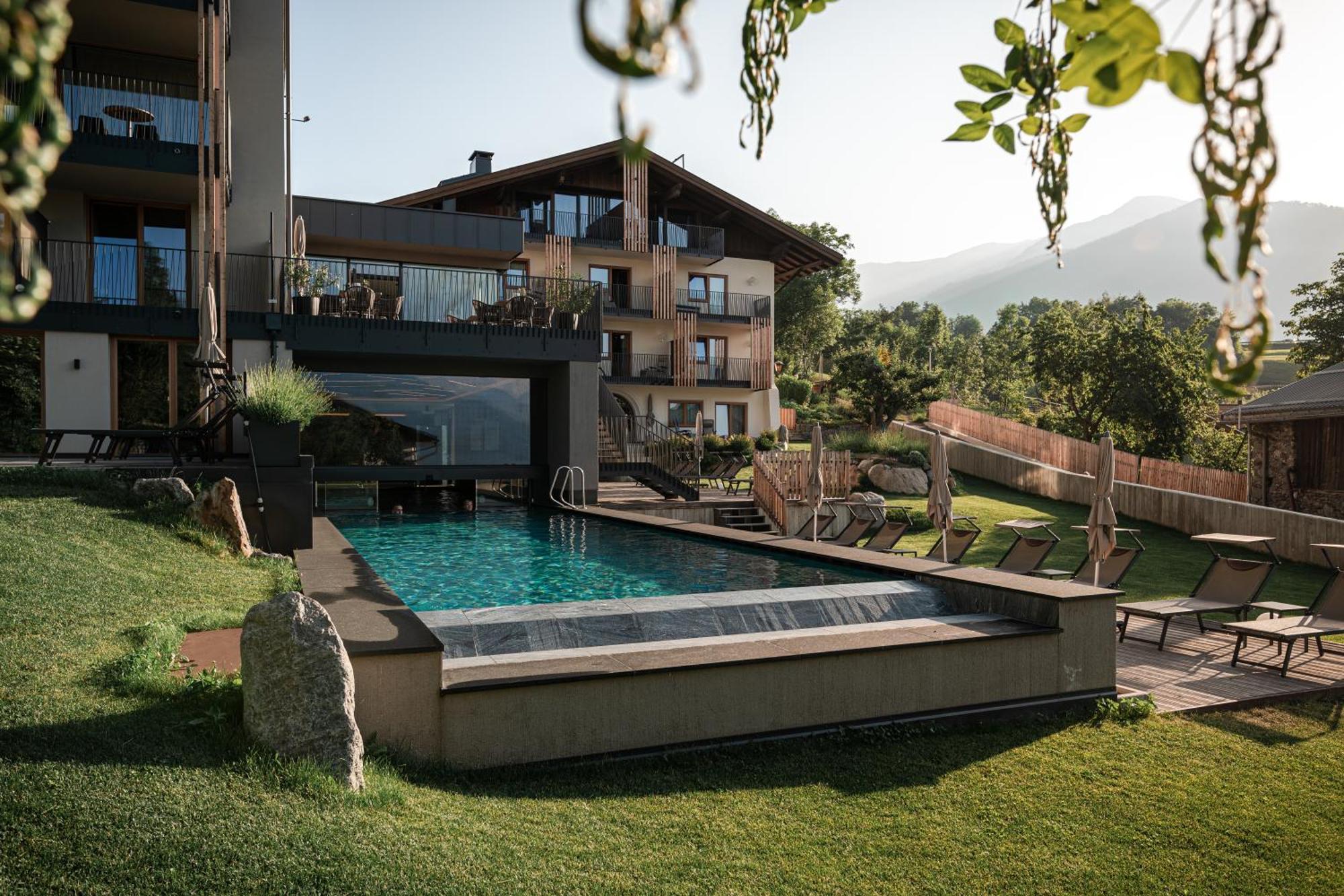 Maraias - Luxury Suites & Apartments Burgusio Ngoại thất bức ảnh