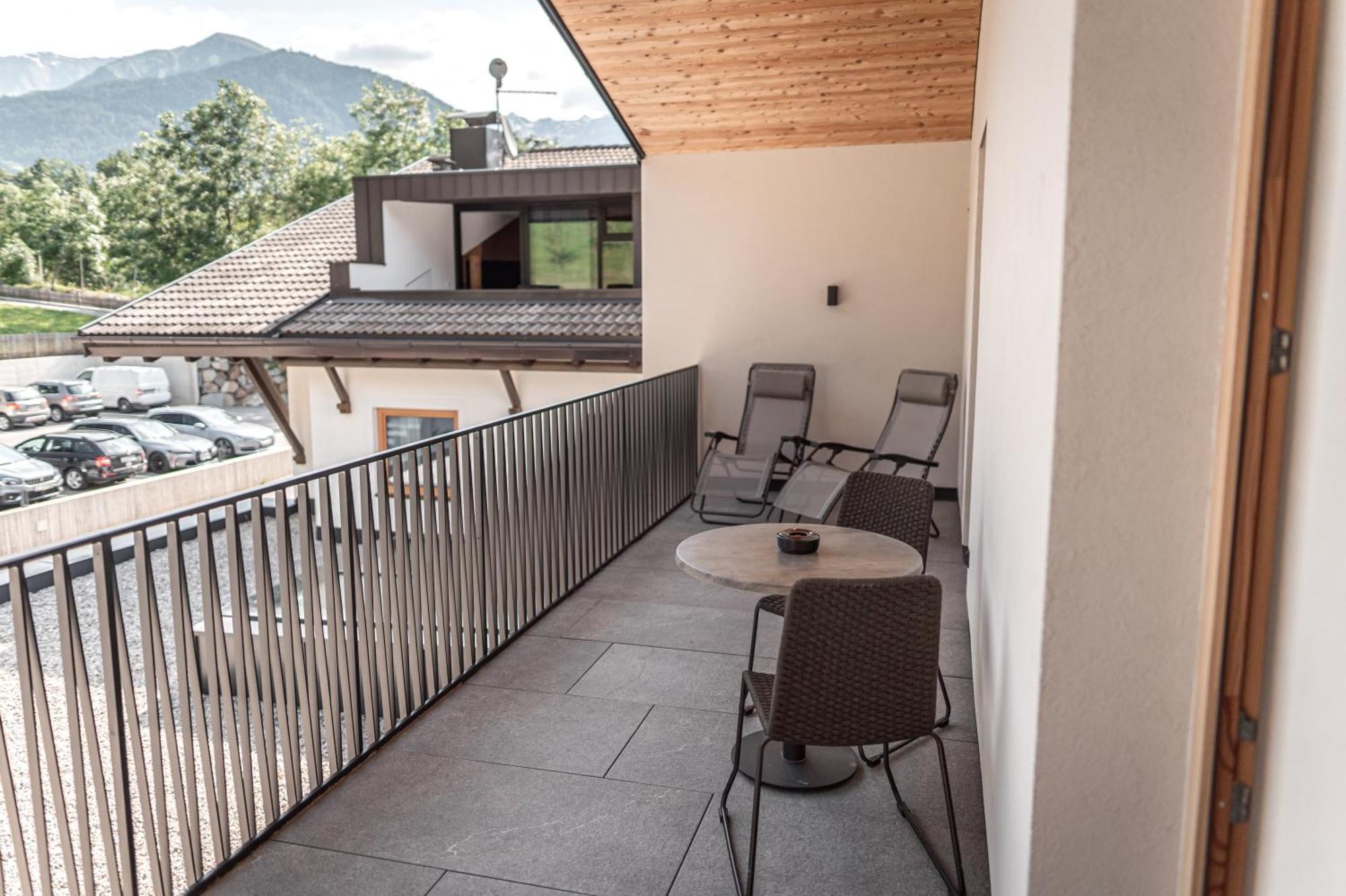 Maraias - Luxury Suites & Apartments Burgusio Ngoại thất bức ảnh