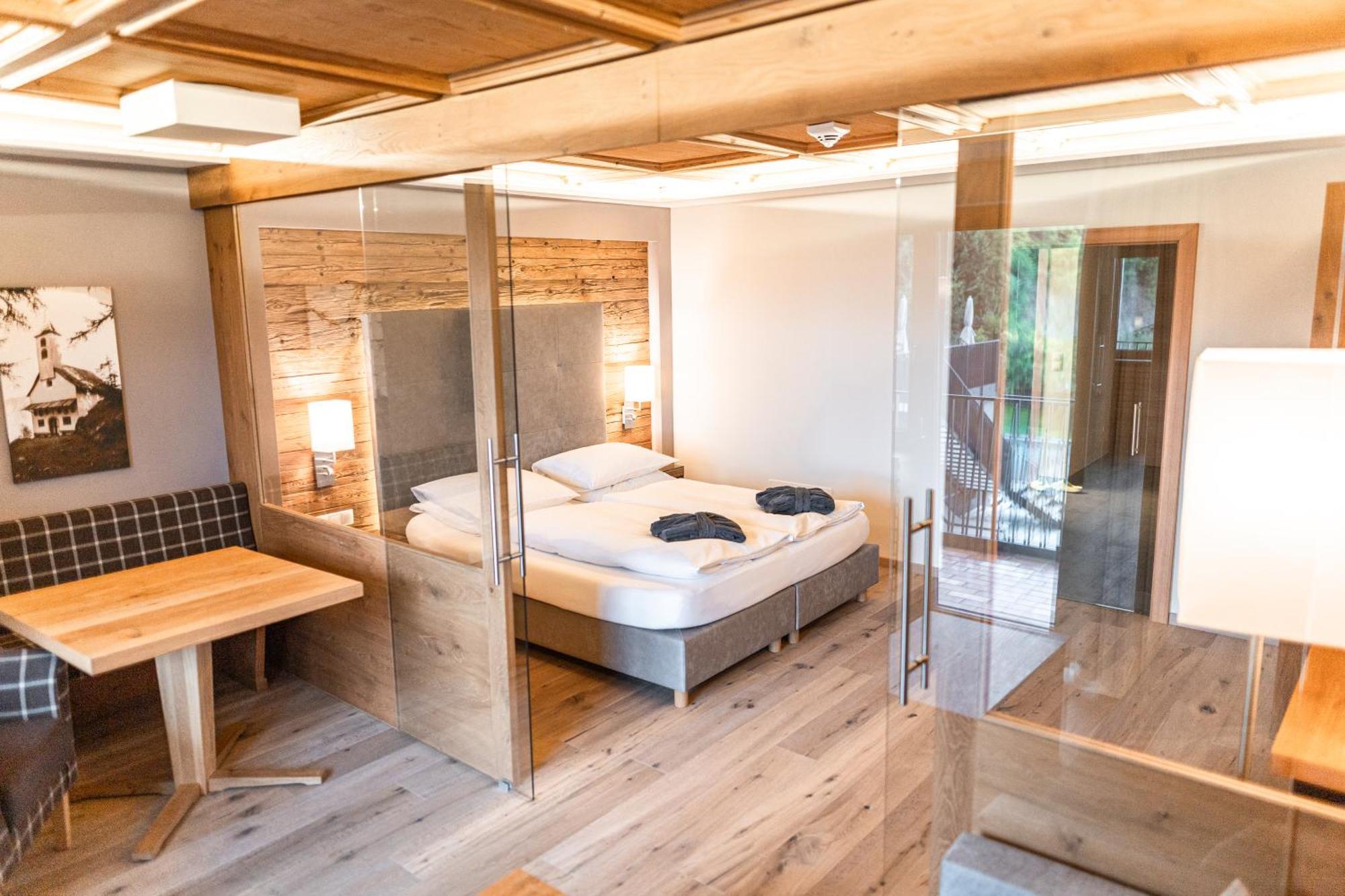 Maraias - Luxury Suites & Apartments Burgusio Ngoại thất bức ảnh