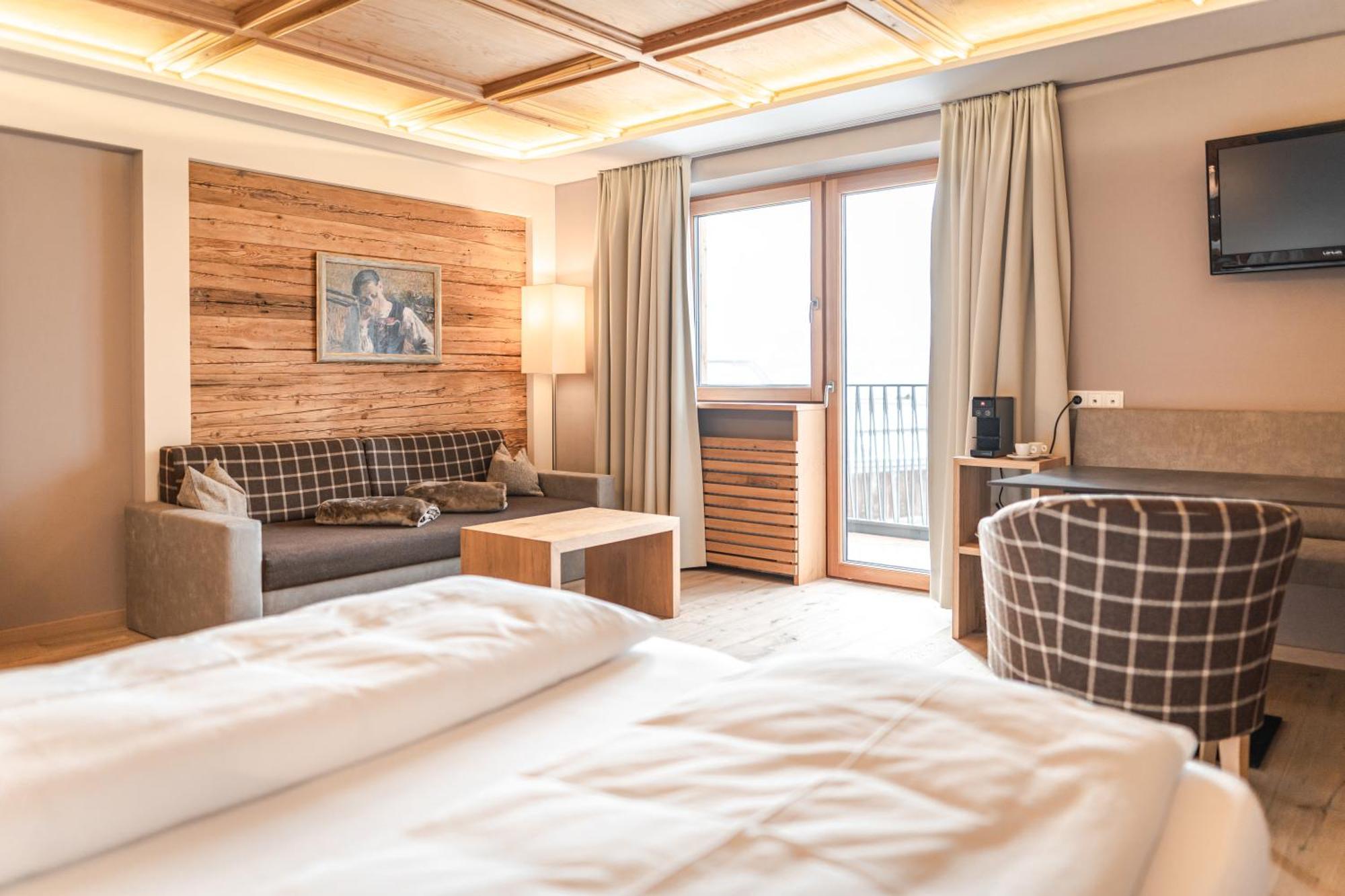 Maraias - Luxury Suites & Apartments Burgusio Ngoại thất bức ảnh